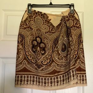 Emanuel Engaro mini skirt brown pattern. size 8